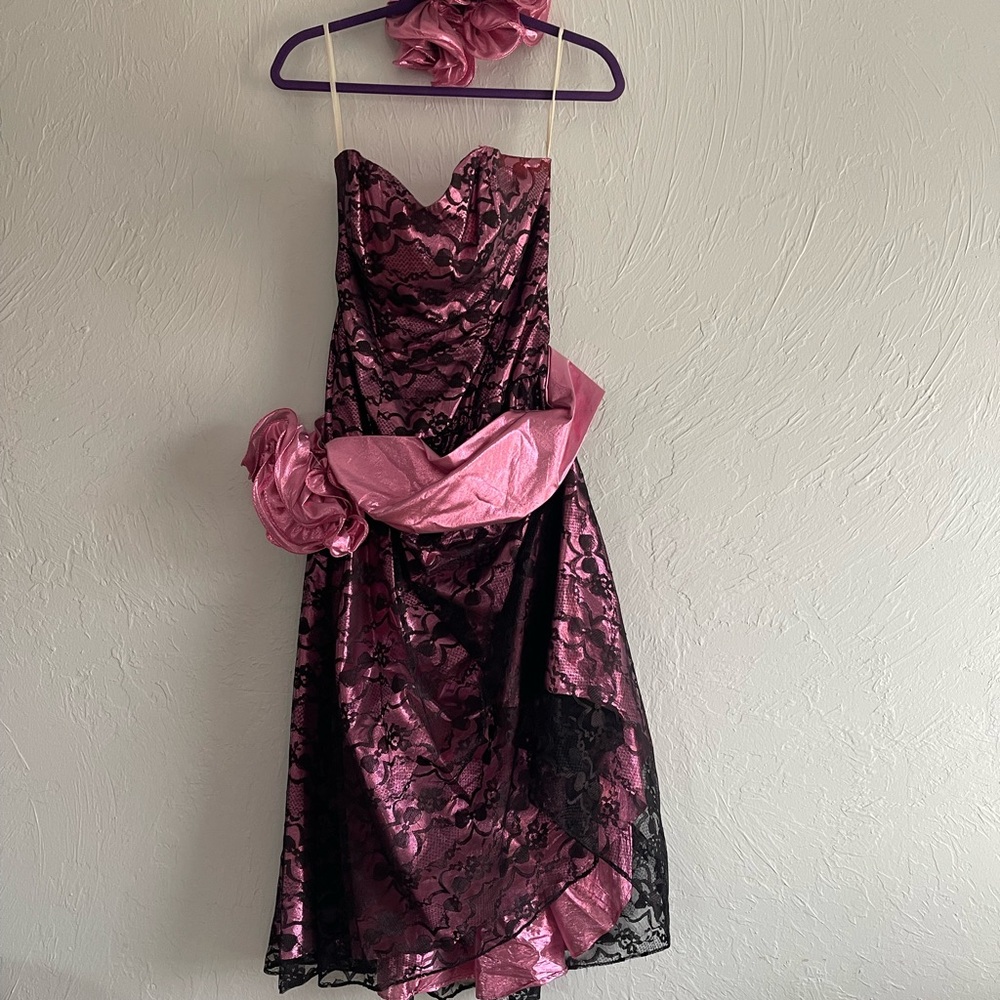 Elegant Strapless Pink and Black Lace Dress